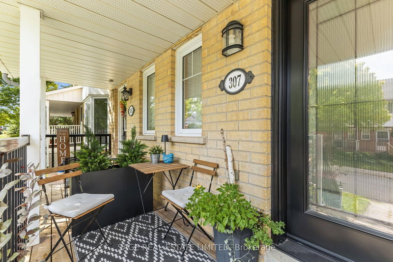 307 Balsam St, Orangeville, L9W 4X6 | Image 2