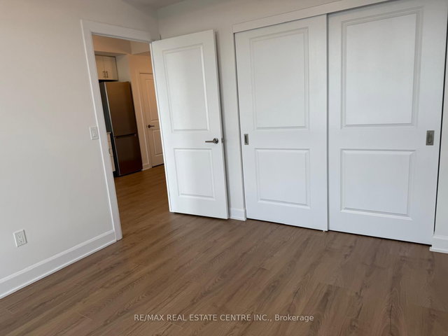 1106 - 3240 William Coltson Avenue