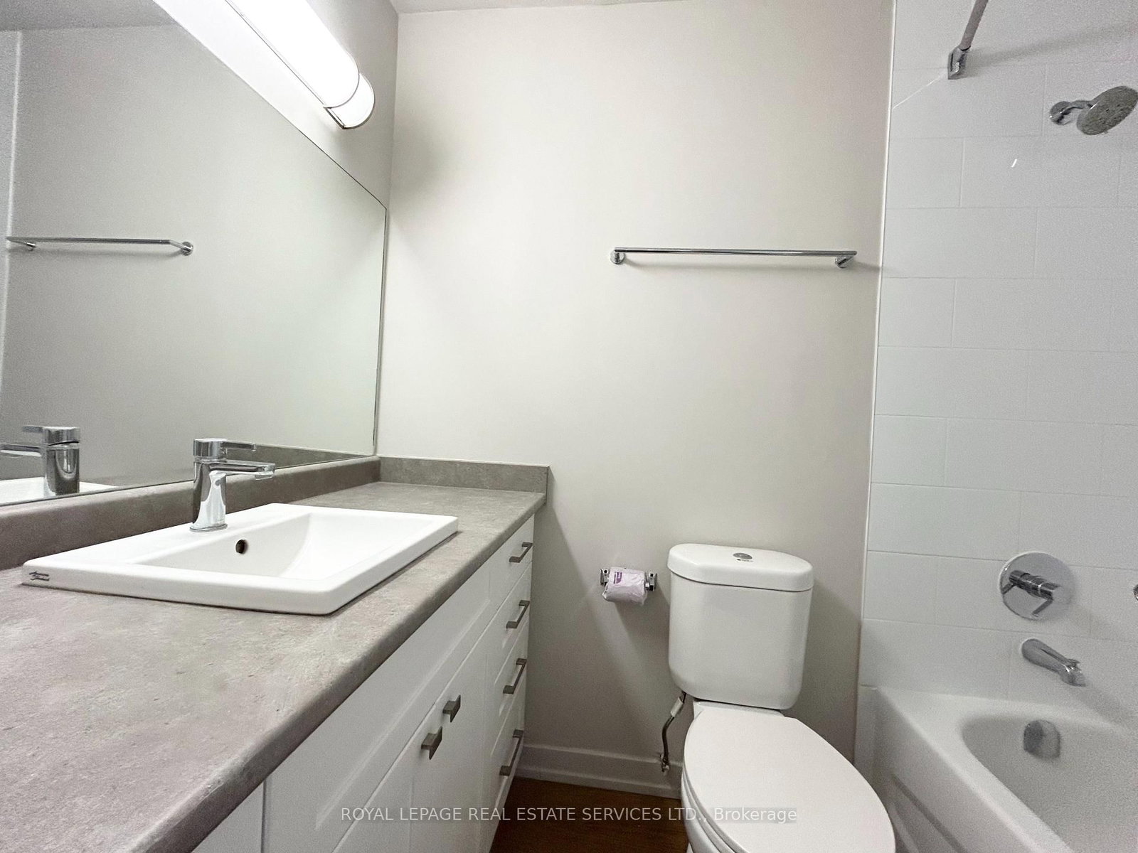 62 Park Avenue, Unit 102 - Photo 11