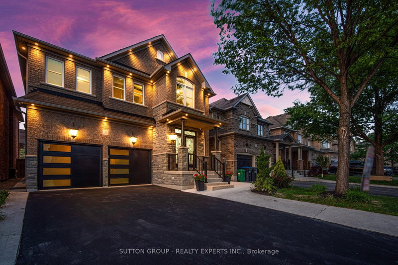 Upper - 5 Freedom Oaks Tr, Brampton, L6P 3L1 | Image 2