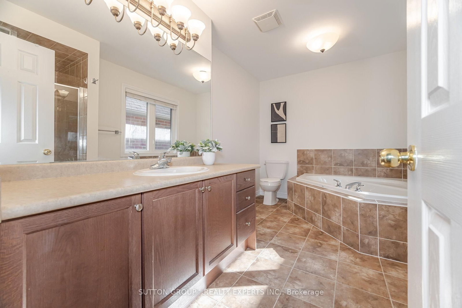 5 Freedom Oaks Trail, Unit Upper - Photo 29