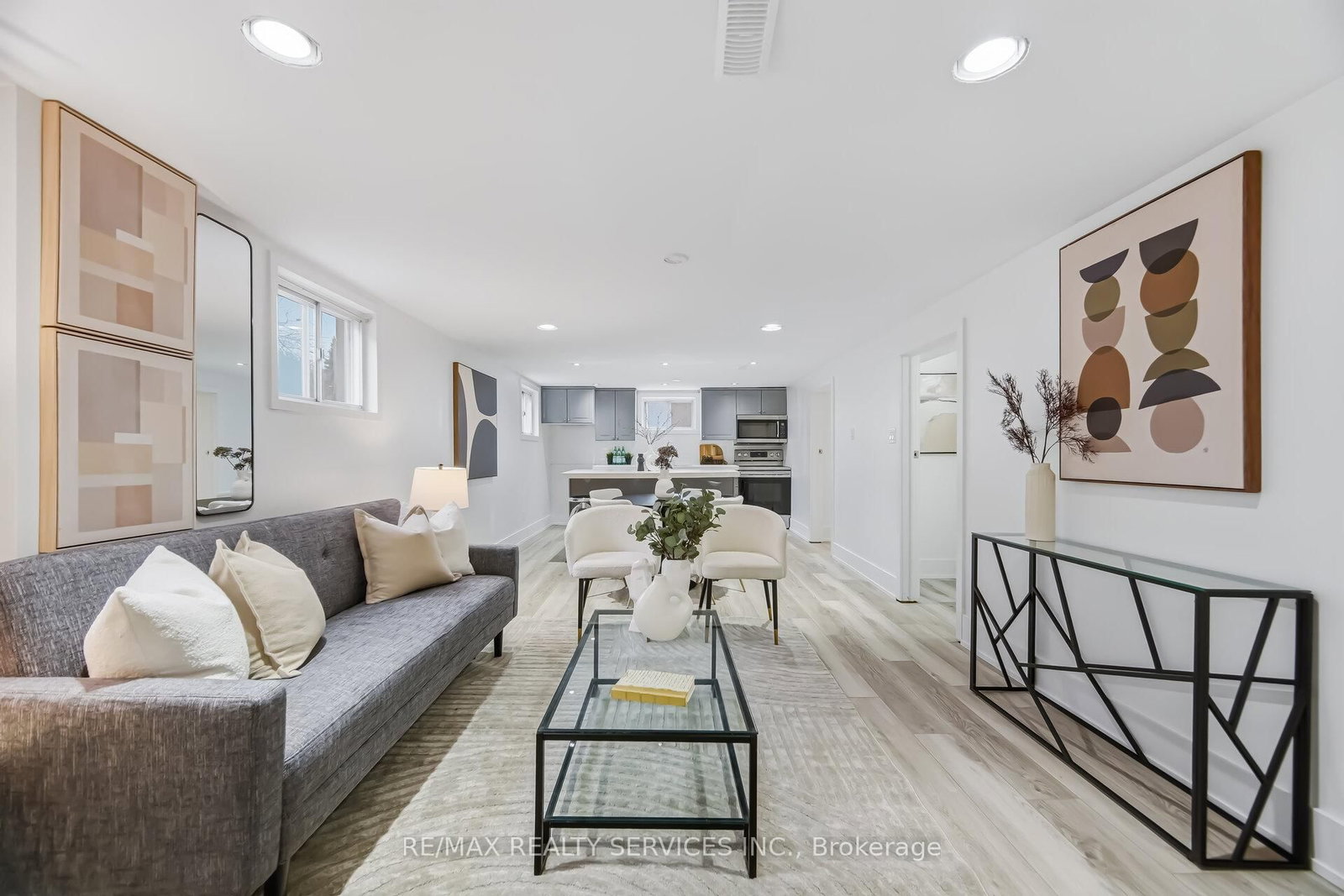 Detached House for sale at 6 Bonnyview Drive, Toronto, Ontario, M8Y 3G6 - Stonegate-Queensway - MLS: W12978422