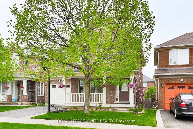 1332 Sagewood Cres, Oakville, L6M 4A4 | Image 2