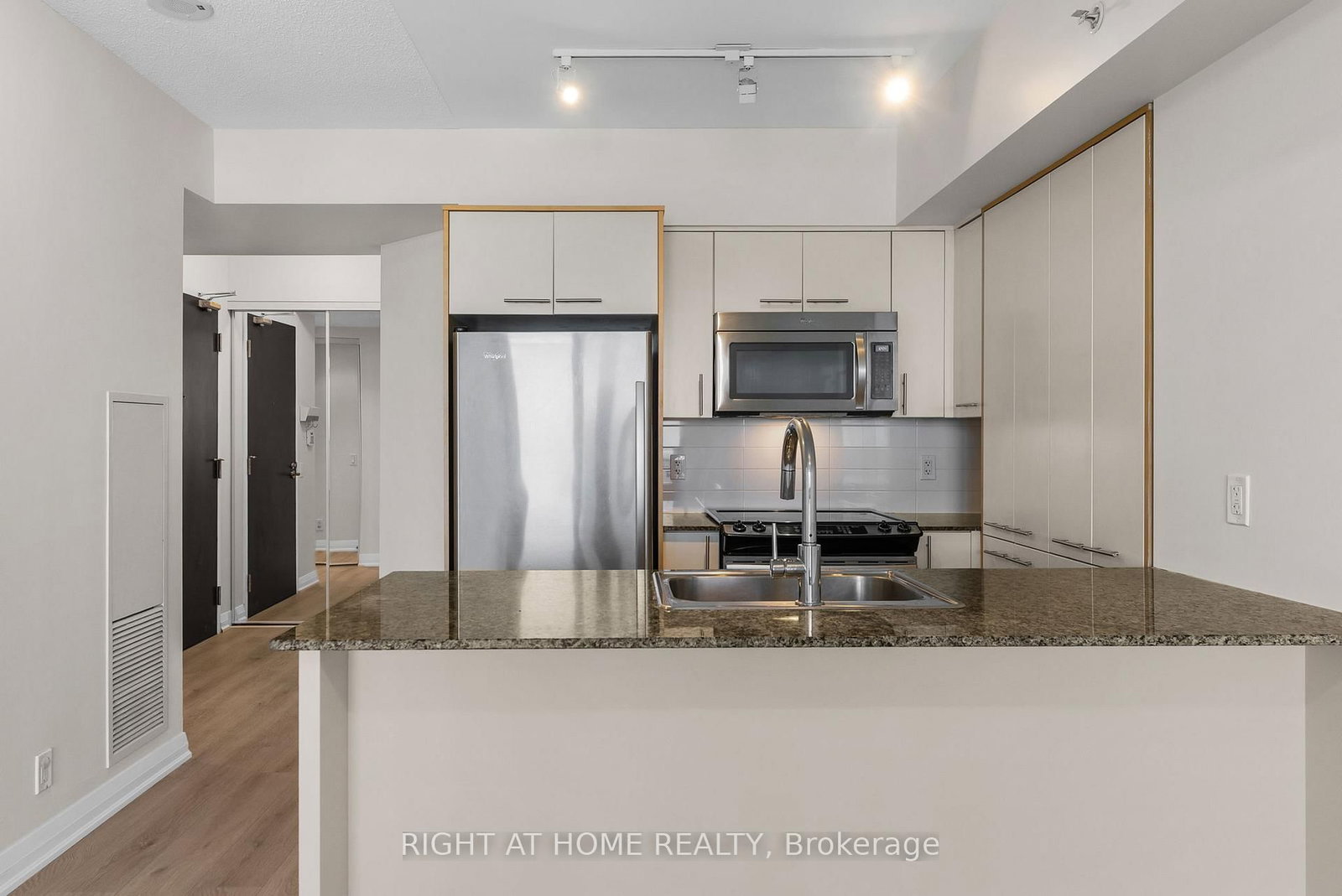 5 Valhalla Inn Road, Unit 2801 - Photo 6