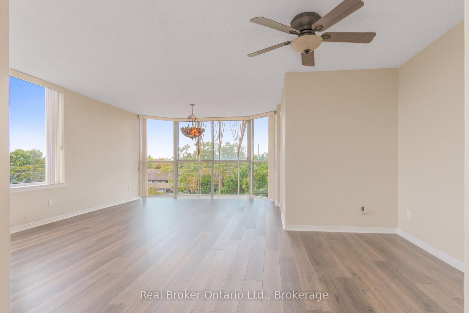 880 Dundas Street W, Unit 502 - Photo 5