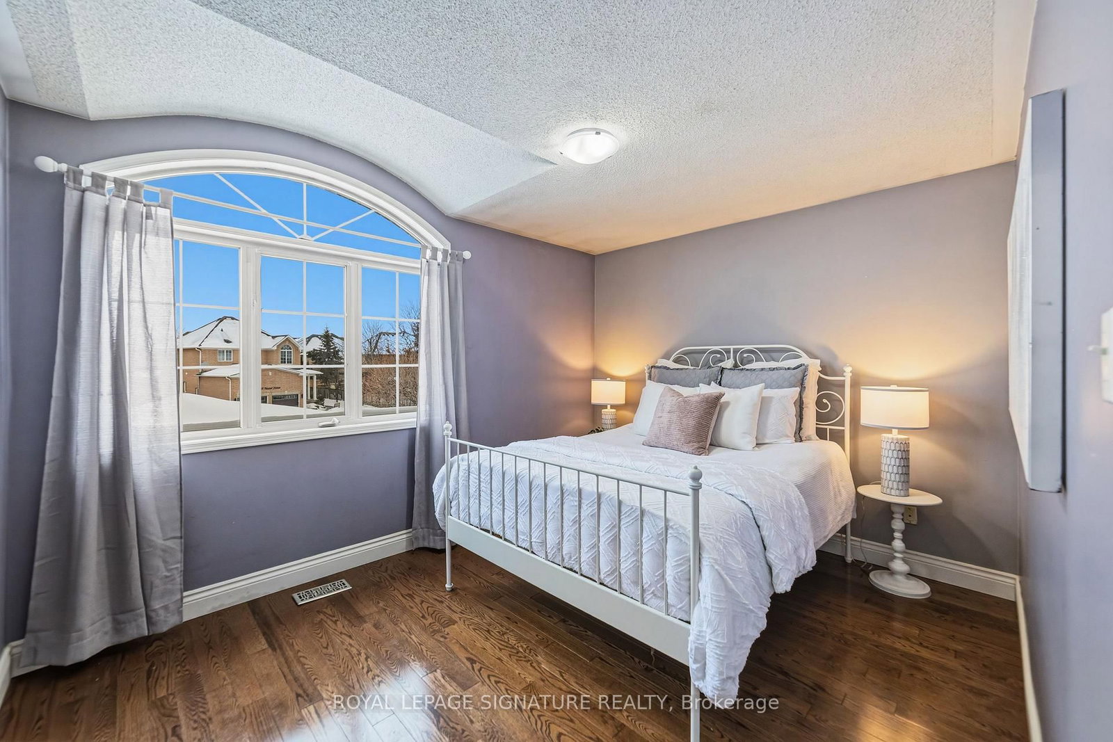 Detached House for sale at 26 Nazer Street, Halton Hills, Ontario, L7G 5X8 - Georgetown - MLS: W12978516