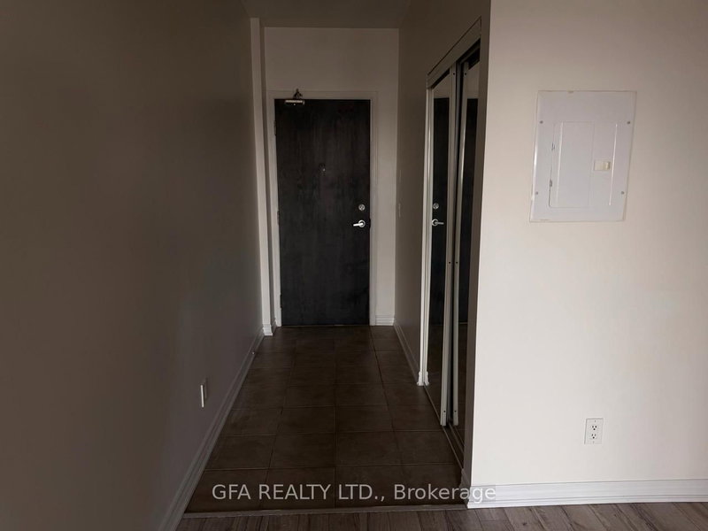 703 - 388 Prince Of Wales Dr, Mississauga, L5B 0A1 | Image 2