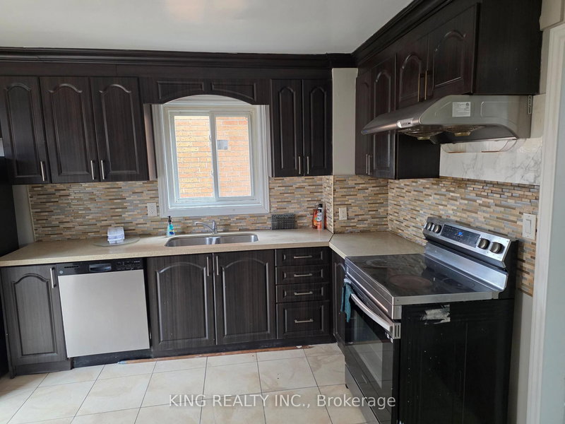 42 Alabaster Dr, Brampton, L6V 4G7 | Image 3