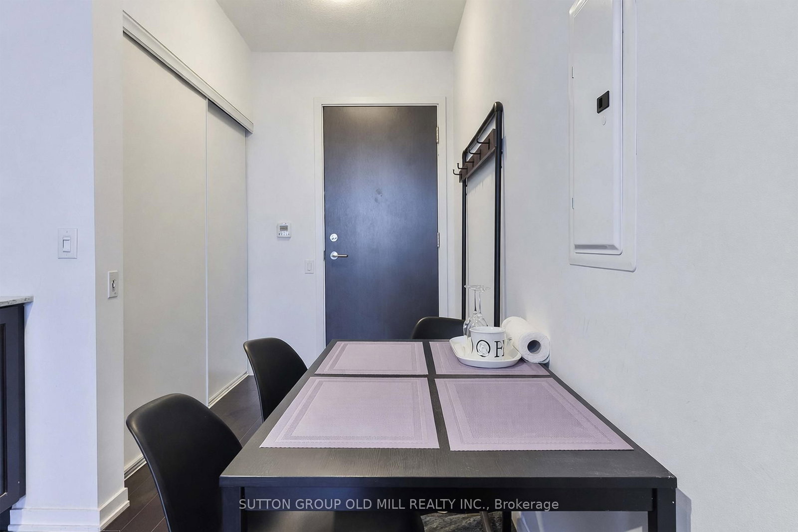 105 The Queensway, Unit 2109 - Photo 14