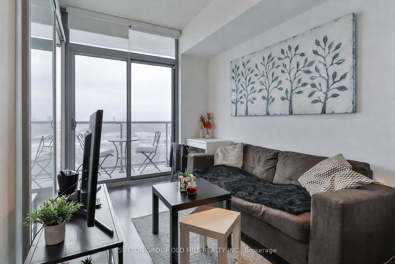 105 The Queensway, Unit 2109 - Photo 9