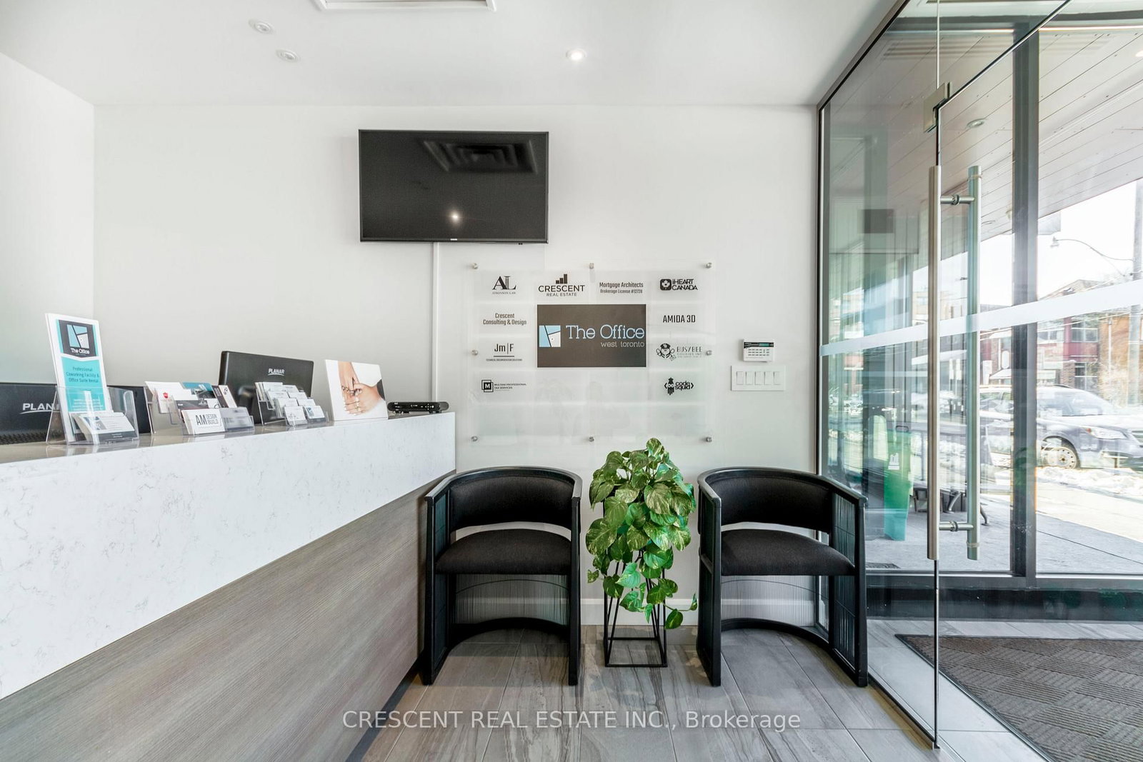 347 Jane Street, Unit Cubicle 3 - Photo 4