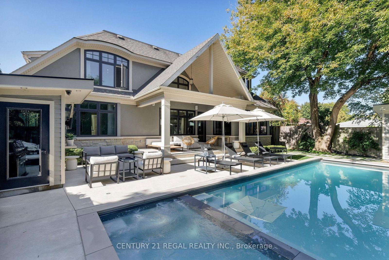 2442 Meadowood Crescent - Photo 20