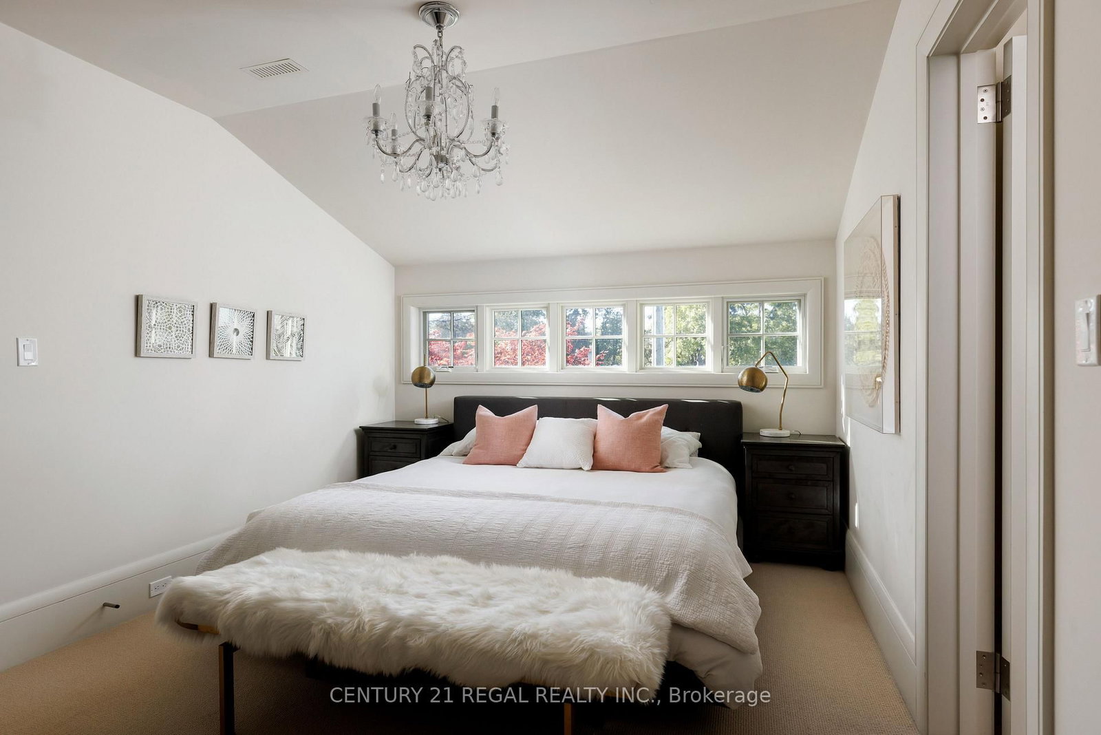 2442 Meadowood Crescent - Photo 29