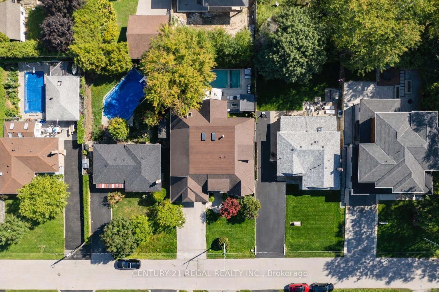 2442 Meadowood Crescent - Photo 45