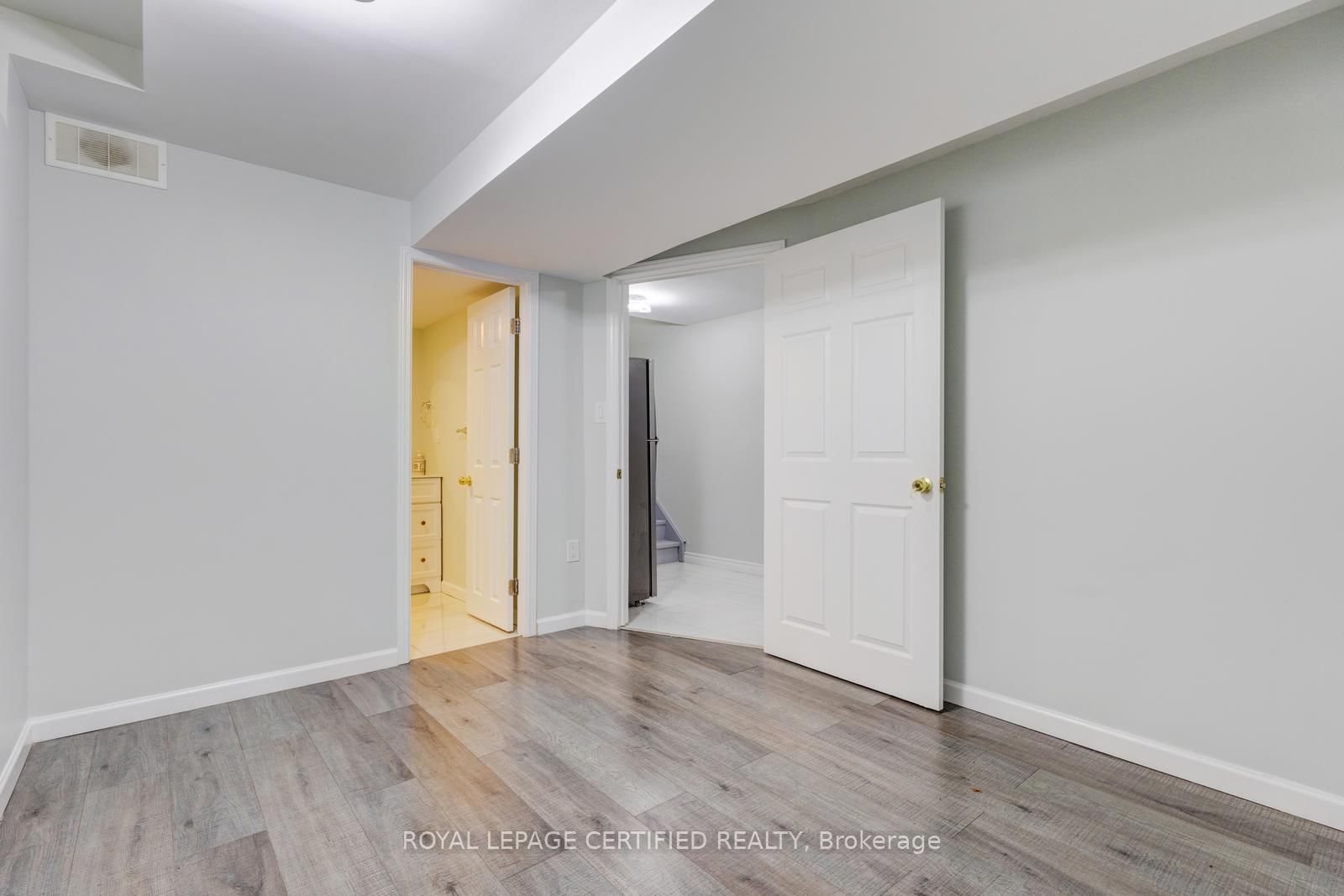 Semi-Detached House for sale at 299 Pressed Brick Drive, Brampton, Ontario, L6V 4L2 - Brampton North - MLS: W12978796