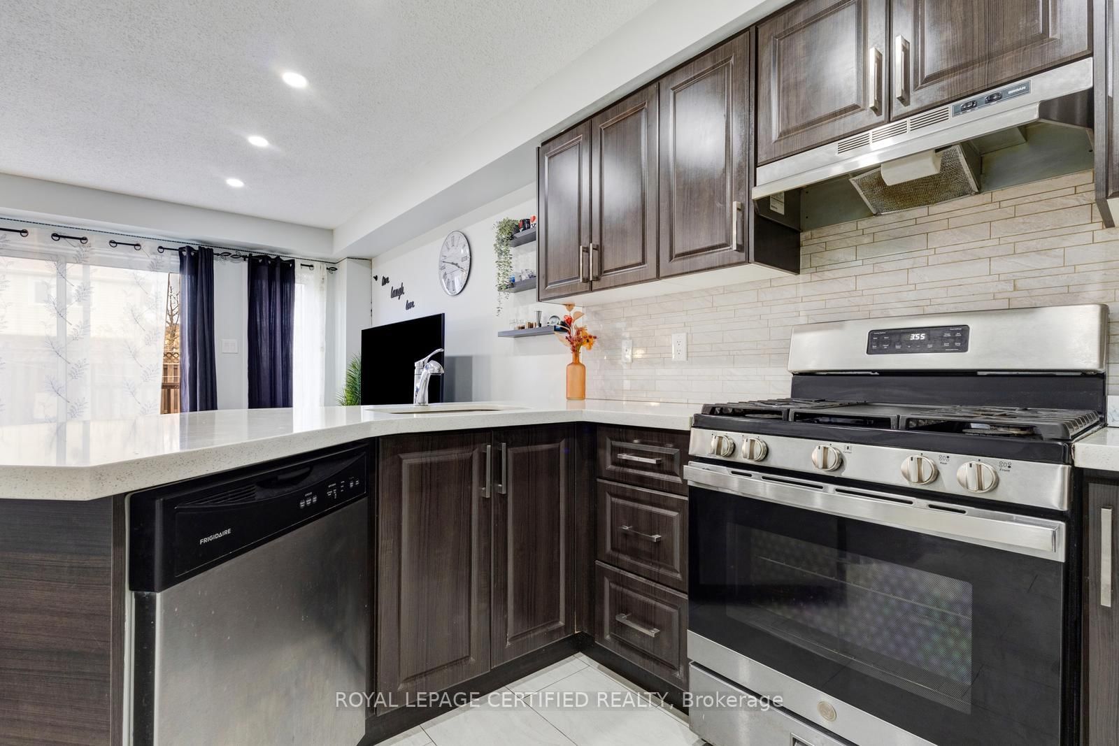 Semi-Detached House for sale at 299 Pressed Brick Drive, Brampton, Ontario, L6V 4L2 - Brampton North - MLS: W12978796