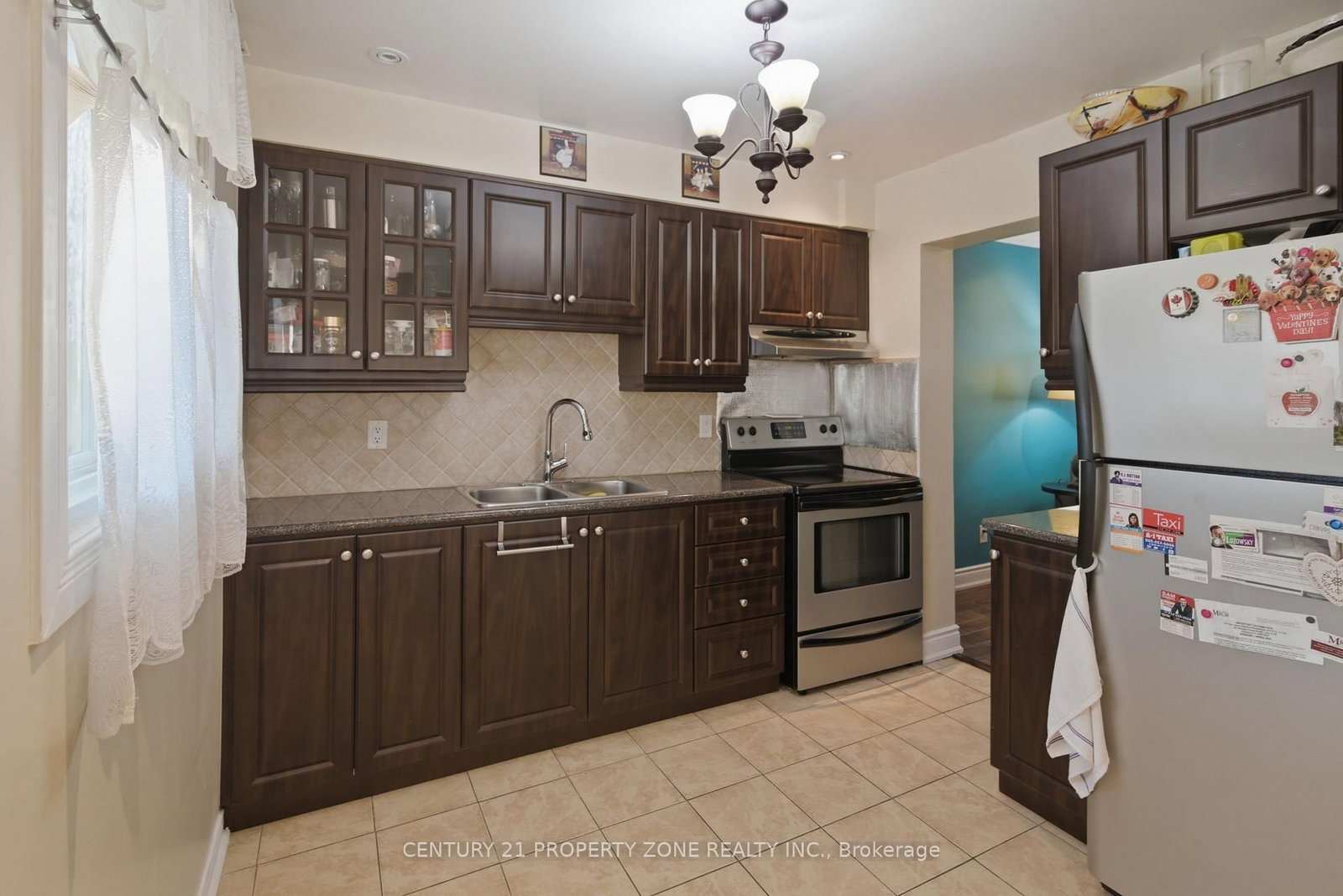 Townhouse for sale at 39-45 Hansen Road, Brampton, Ontario, L6V 3C5 - Queen Street Corridor - MLS: W12978948