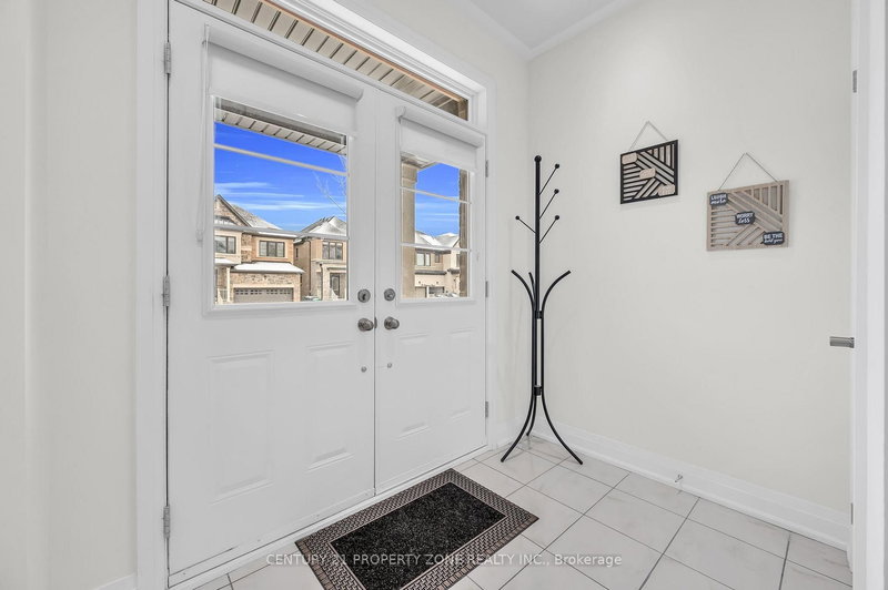 12 Trellanock Rd, Brampton, L6Y 0E4 | Image 3