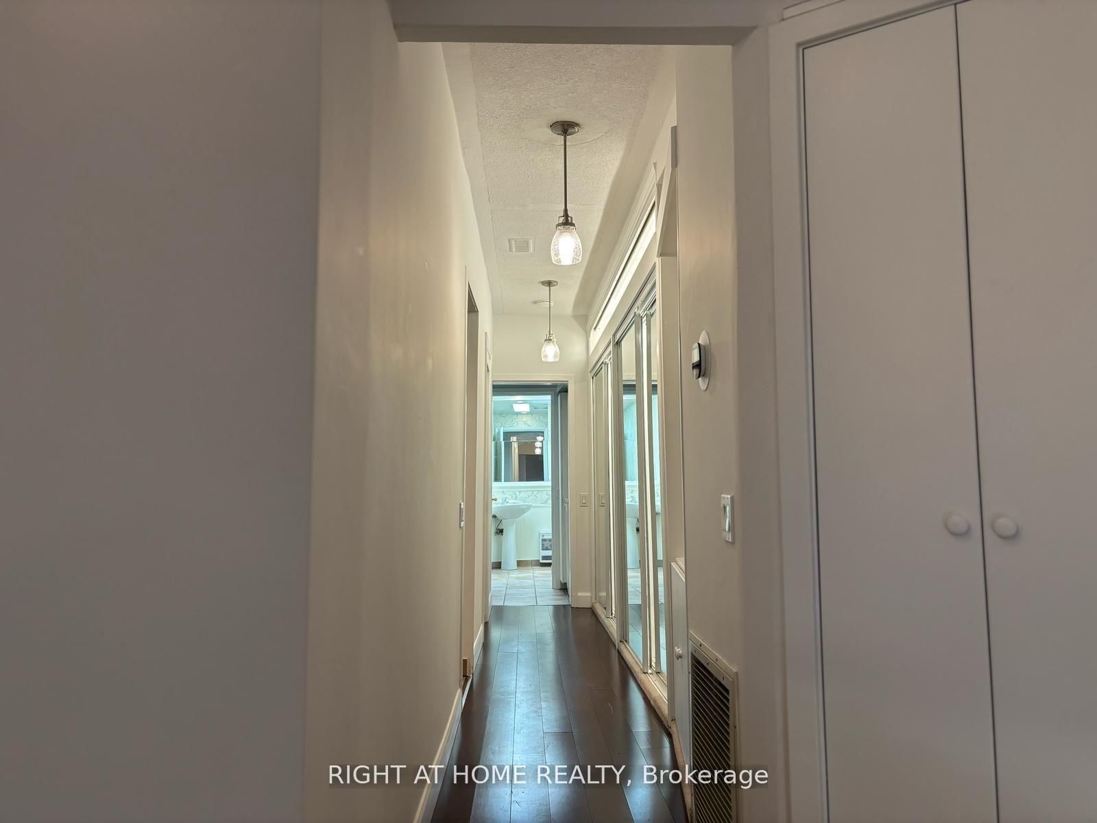 3152 Dundas Street W, Unit A - Photo 9