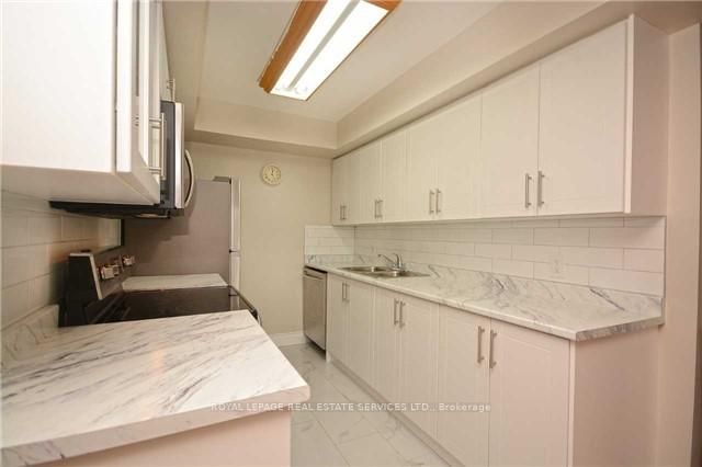 4620 Guildwood Way, Unit 7 - Photo 7