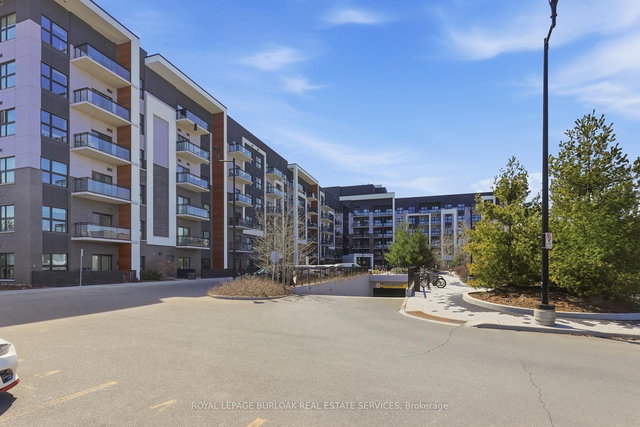 304 - 128 Grovewood Common