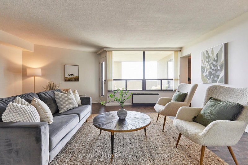 E8 - 296 Mill Rd, Toronto, M9C 4X8 | Image 3