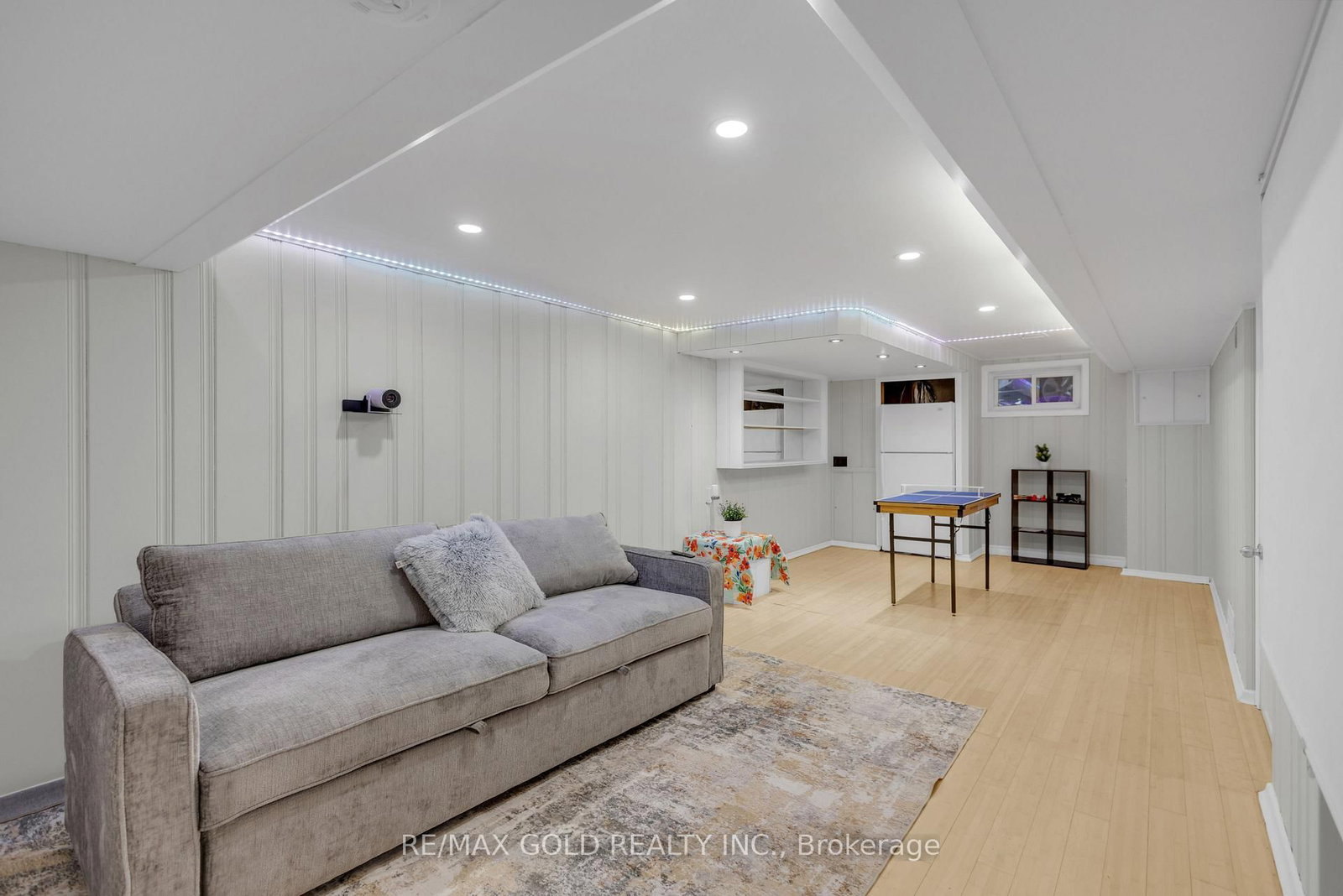 Detached House for sale at 462 Samford Place, Oakville, Ontario, L6L 4E8 - West - MLS: W12979204