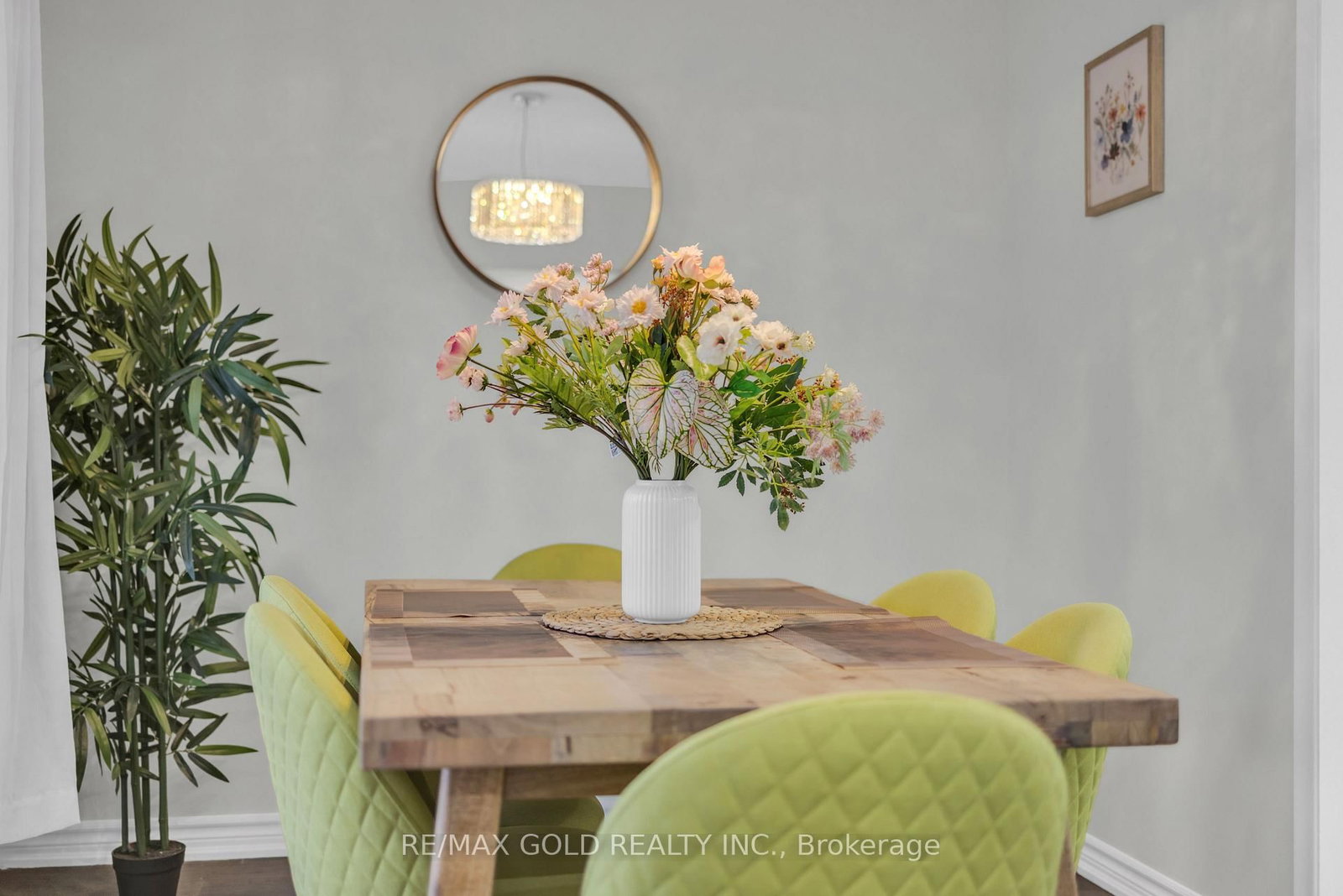 Detached House for sale at 462 Samford Place, Oakville, Ontario, L6L 4E8 - West - MLS: W12979204