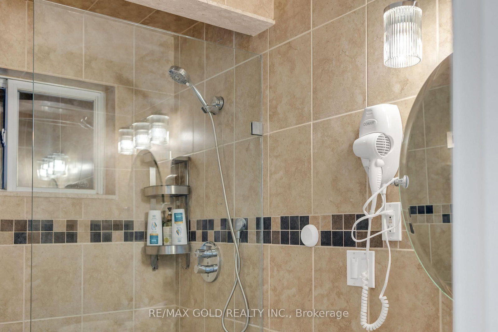 Detached House for sale at 462 Samford Place, Oakville, Ontario, L6L 4E8 - West - MLS: W12979204