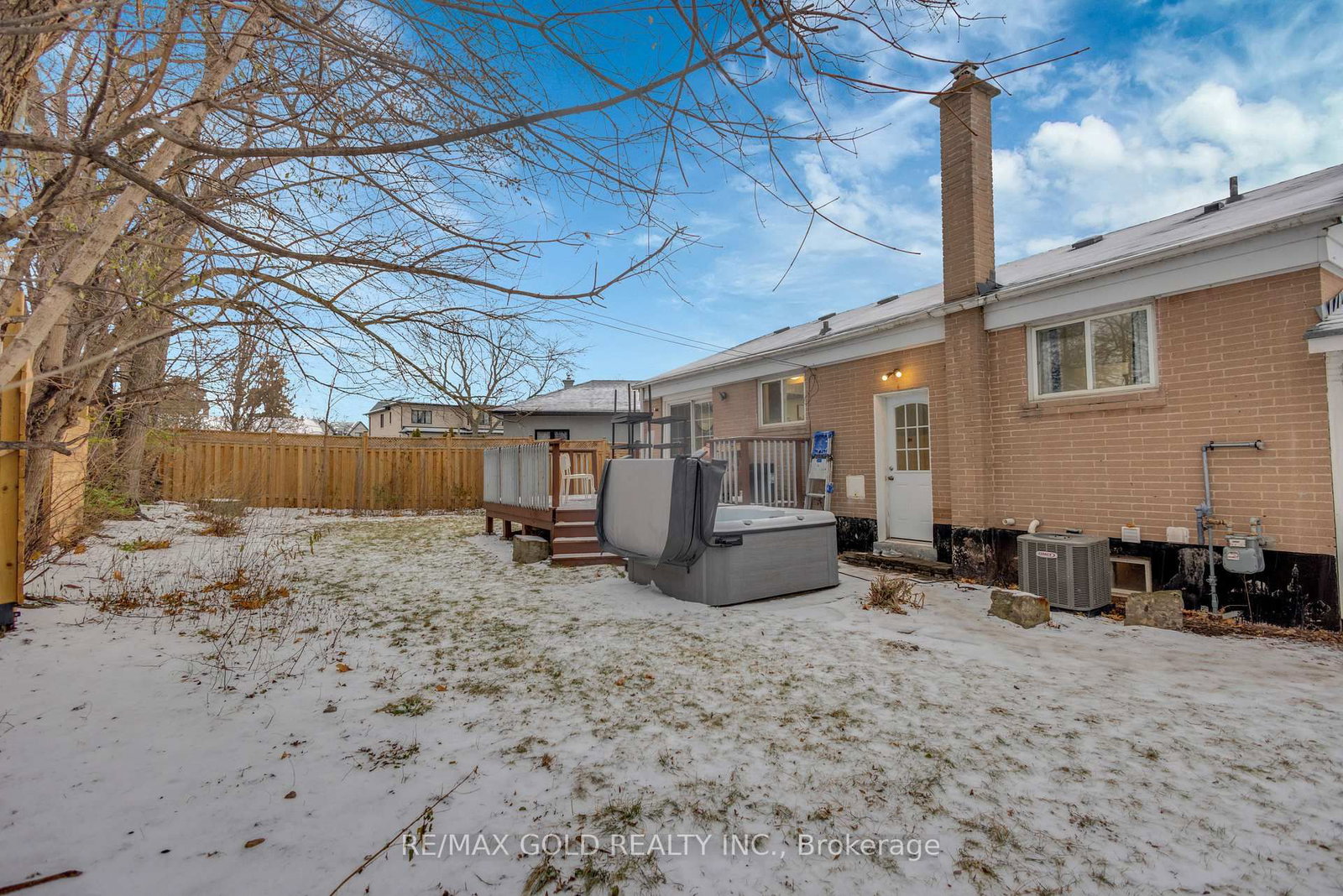 Detached House for sale at 462 Samford Place, Oakville, Ontario, L6L 4E8 - West - MLS: W12979204