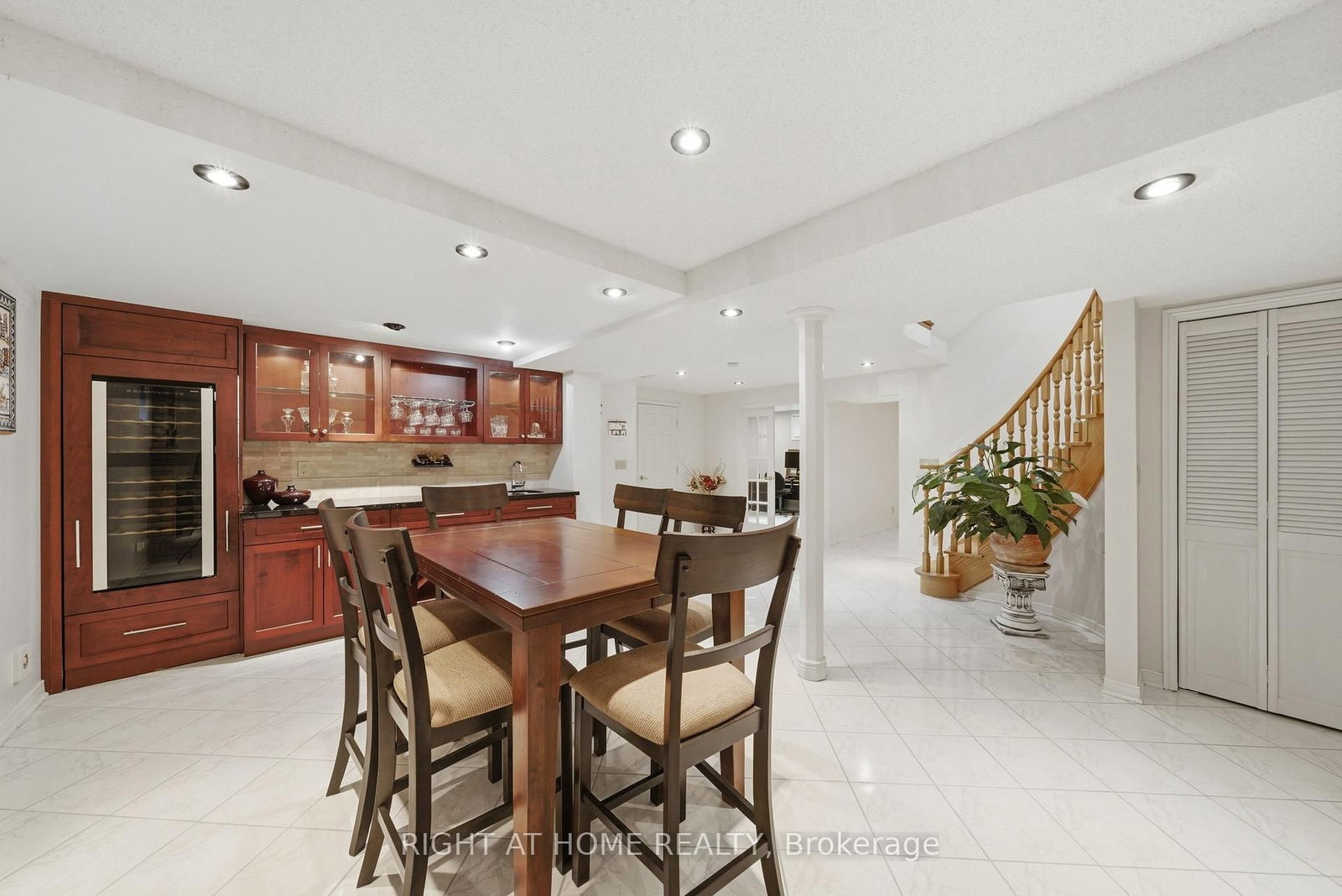 Detached House for sale at 3300 Redmond Road, Mississauga, Ontario, L5B 3X1 - Fairview - MLS: W12979324