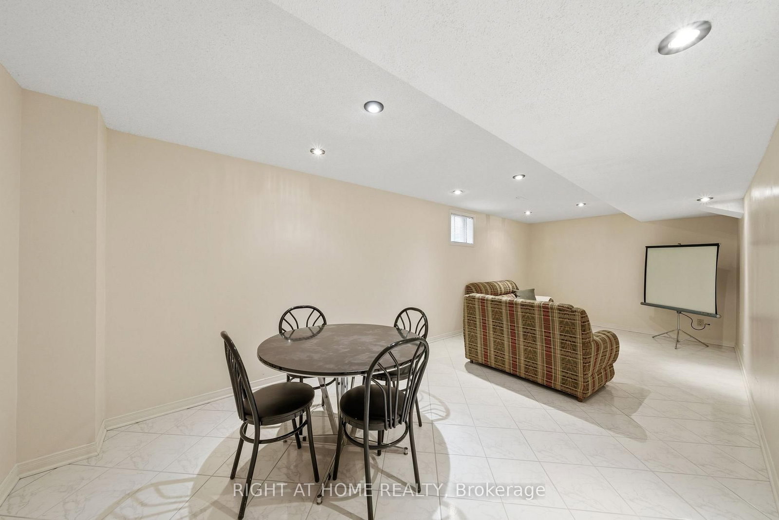 Detached House for sale at 3300 Redmond Road, Mississauga, Ontario, L5B 3X1 - Fairview - MLS: W12979324