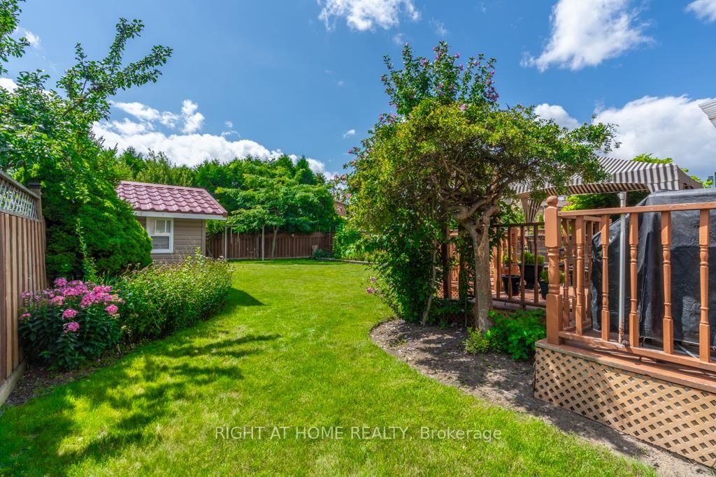 Detached House for sale at 3300 Redmond Road, Mississauga, Ontario, L5B 3X1 - Fairview - MLS: W12979324