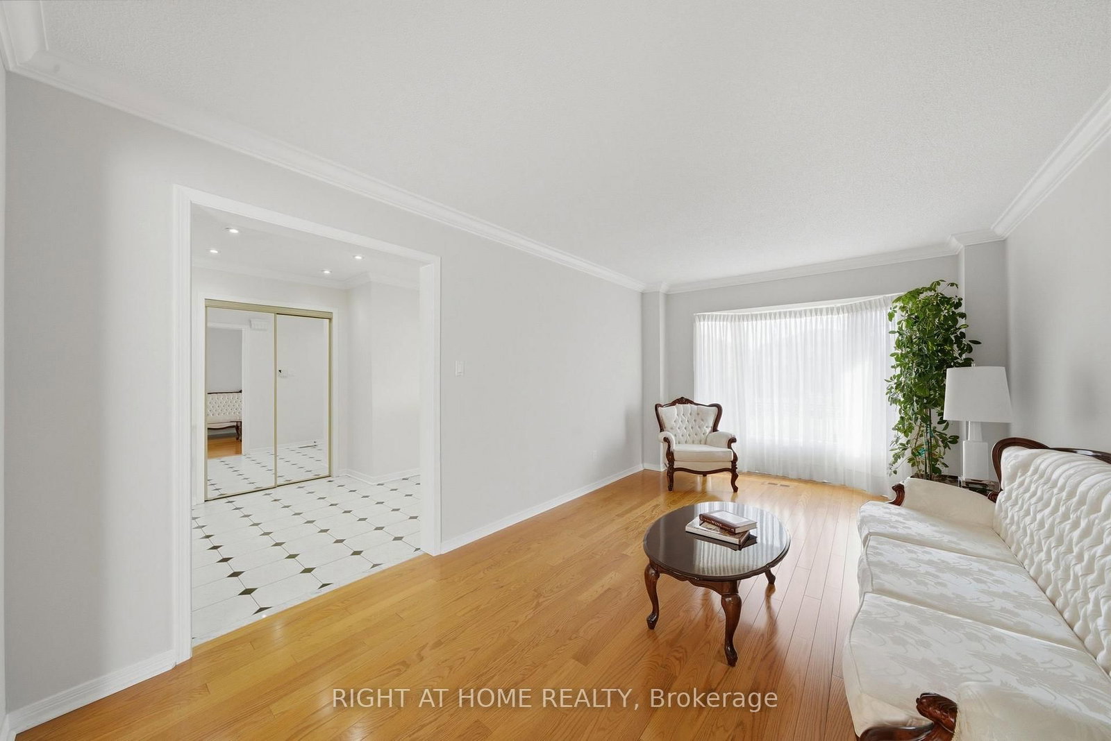 Detached House for sale at 3300 Redmond Road, Mississauga, Ontario, L5B 3X1 - Fairview - MLS: W12979324