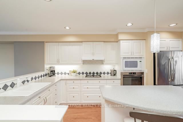 83 Kerr Street - Photo 17