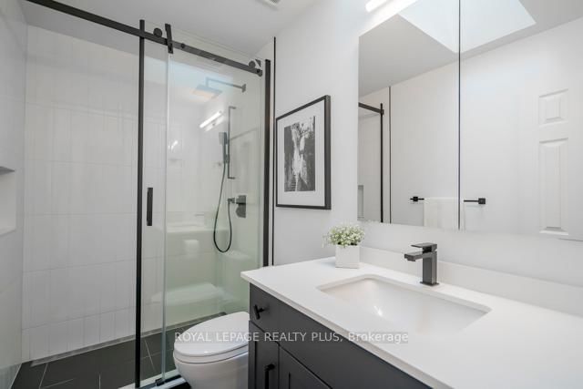 83 Kerr Street - Photo 36