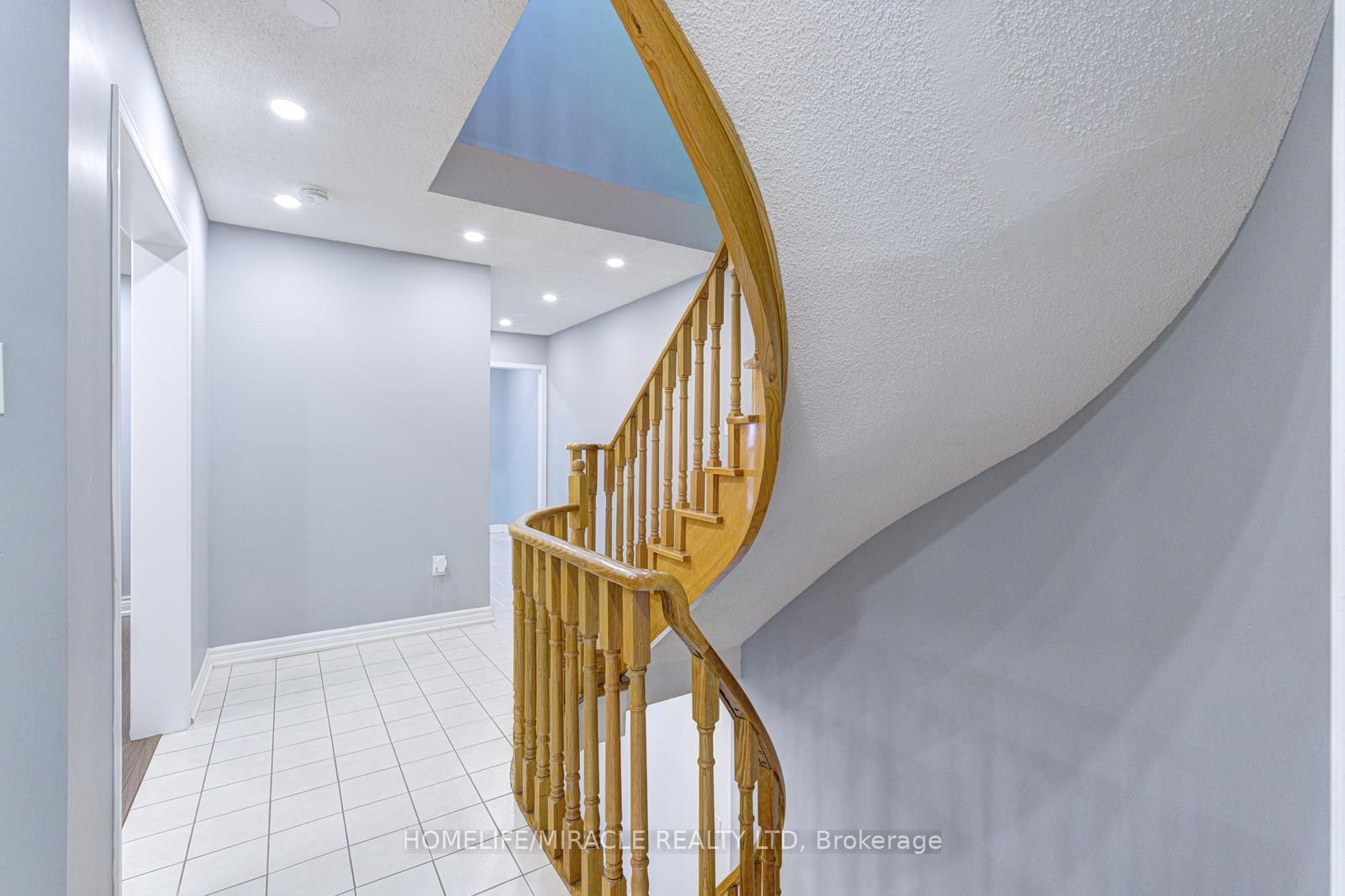 32 Pennsylvania Avenue - Photo 10