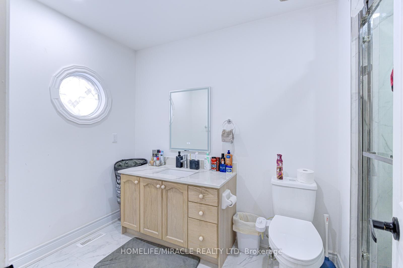 32 Pennsylvania Avenue - Photo 27