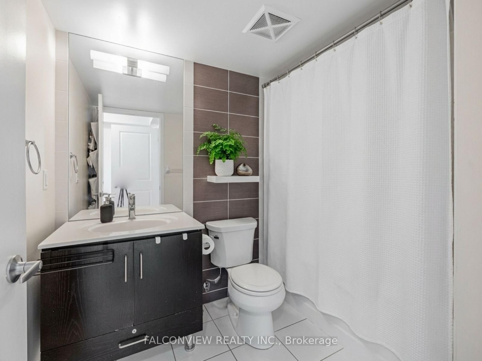 215 Sherway Gardens Road, Unit 1202 - Photo 11