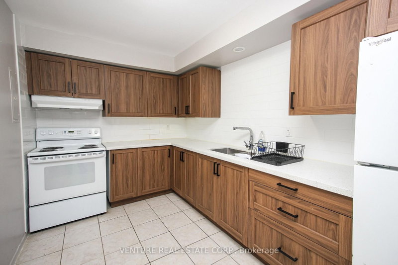 1 - 4227 Dundas Street W