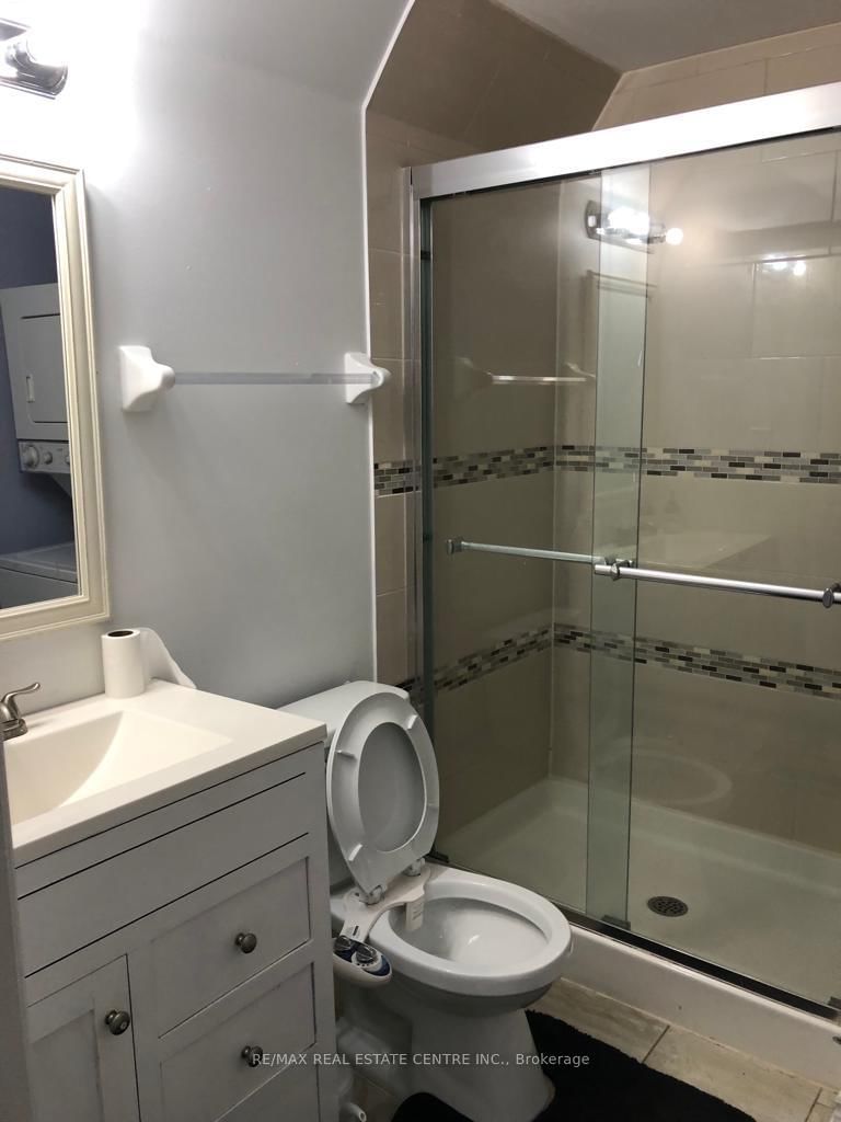 Detached House for lease at Bsmt-316 Holmes Crescent, Milton, Ontario, L9T 0T6 - Scott - MLS: W12979576