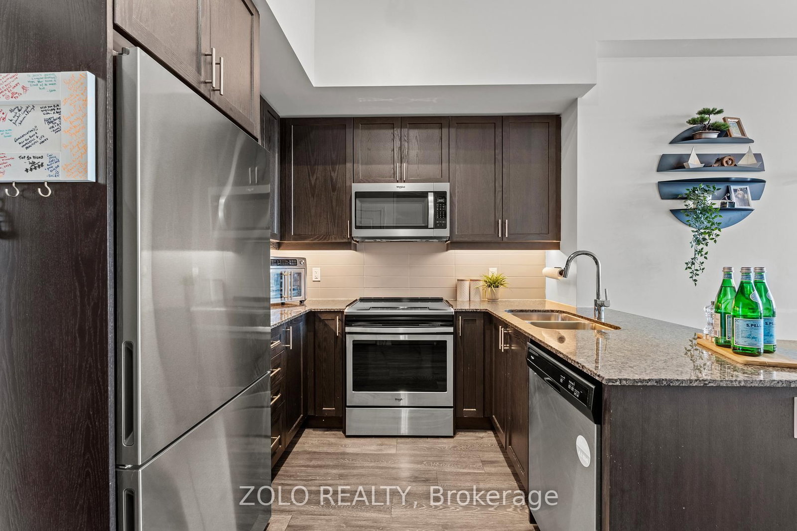 Condo for sale at 618-1050 Main Street, Milton, Ontario, L9T 9M3 - Dempsey - MLS: W12979656