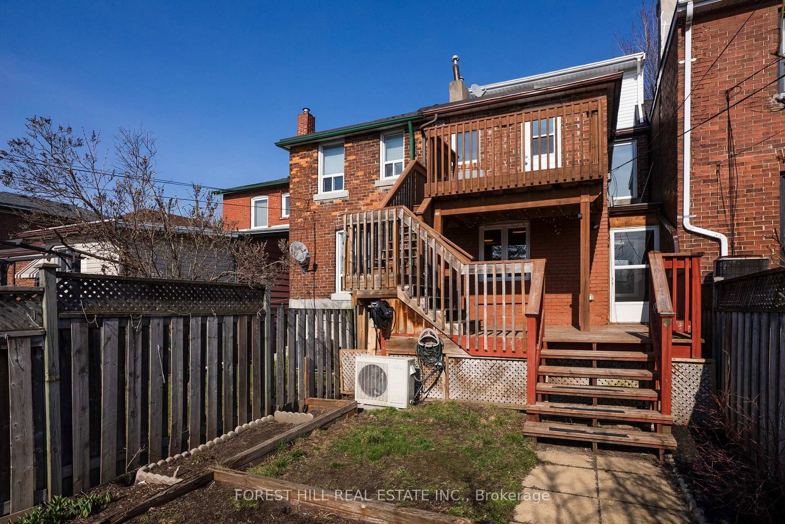 32 Castleton Avenue - Photo 13