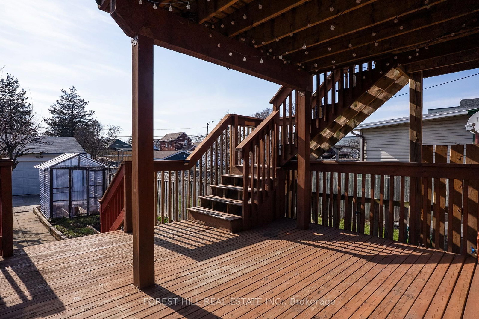 32 Castleton Avenue - Photo 14