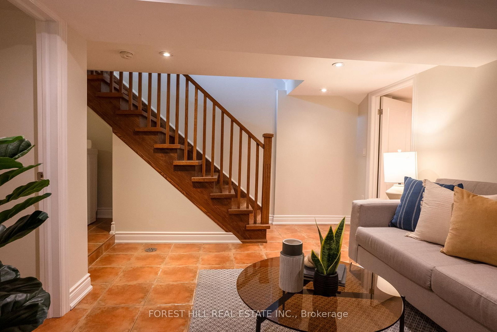 32 Castleton Avenue - Photo 19