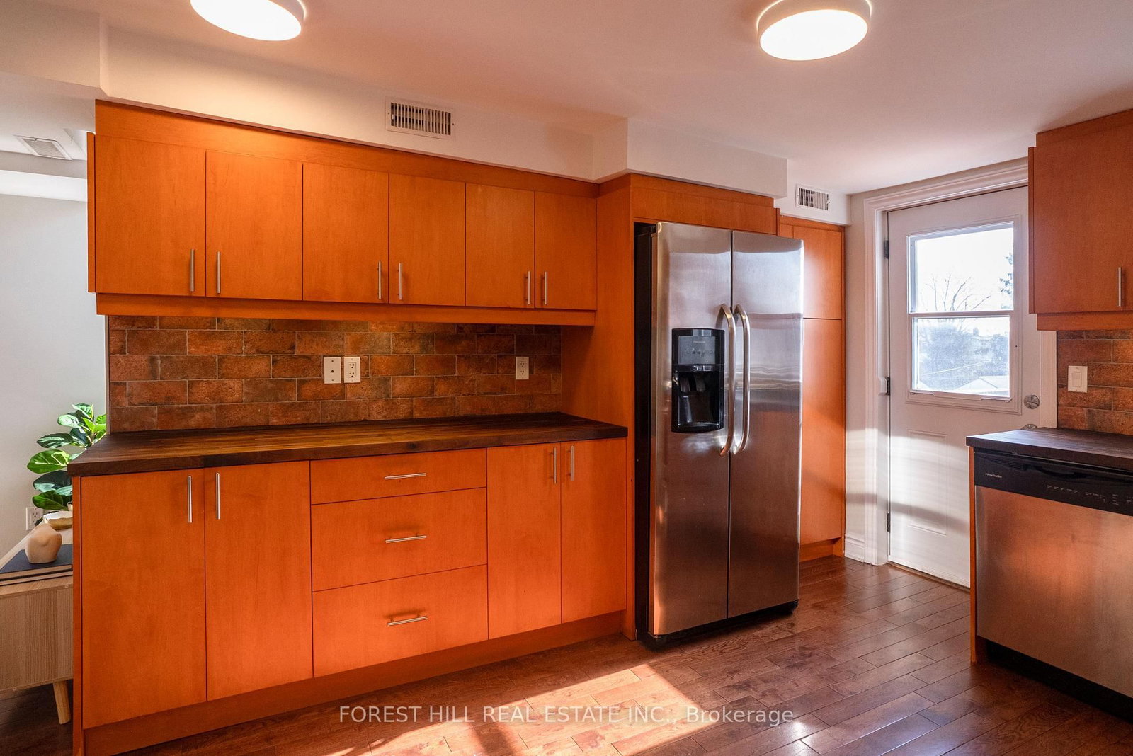 32 Castleton Avenue - Photo 38