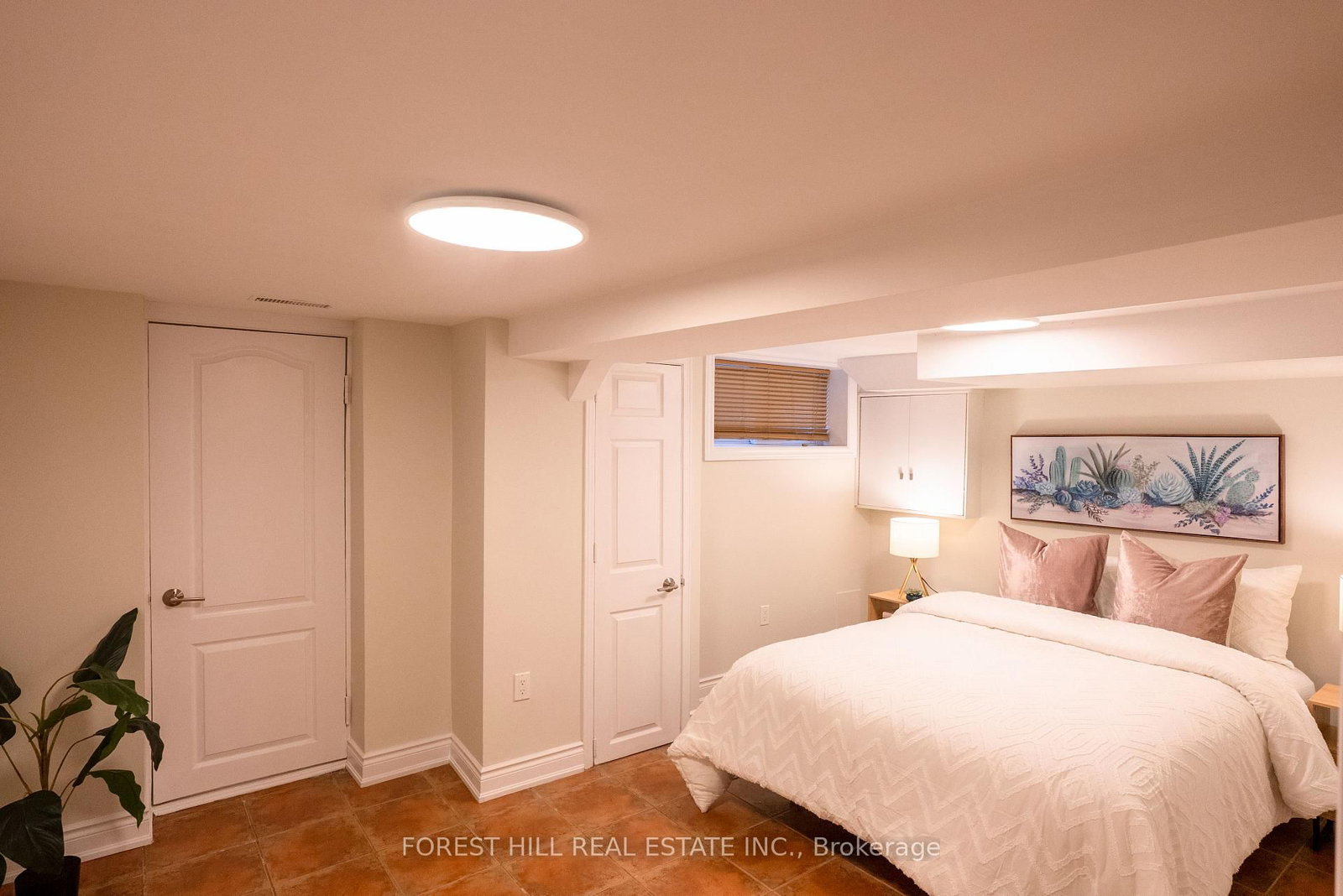 32 Castleton Avenue - Photo 7