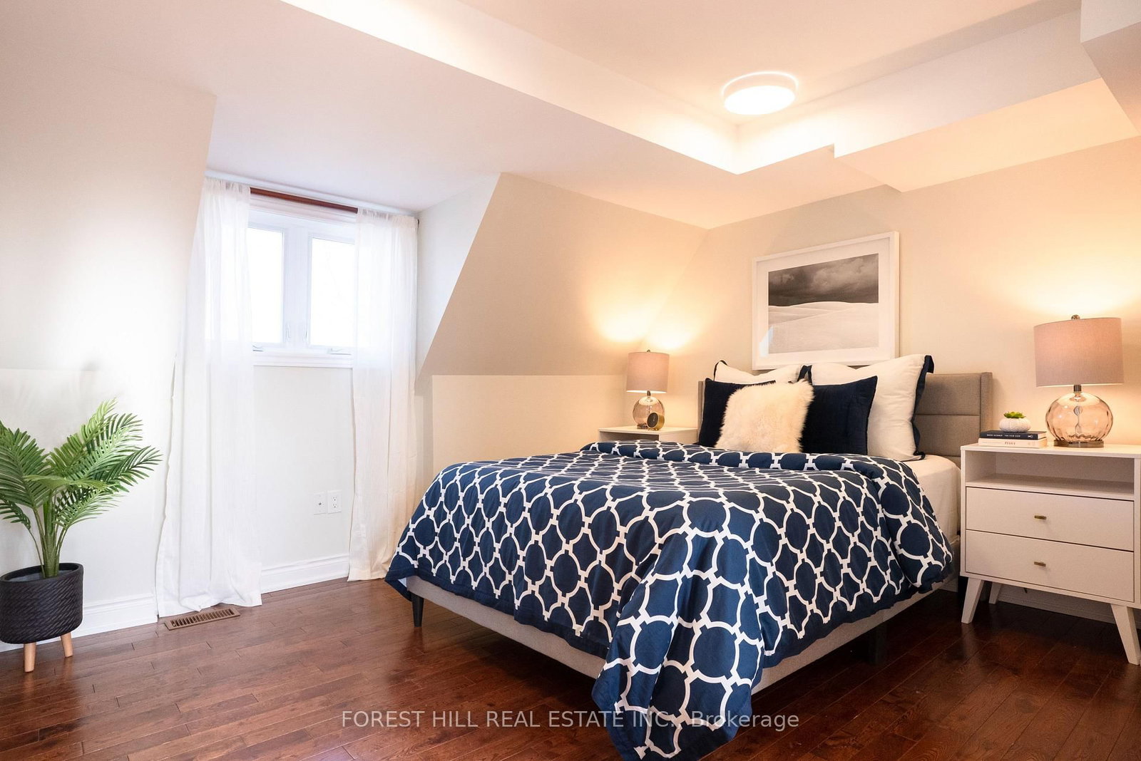 32 Castleton Avenue - Photo 9