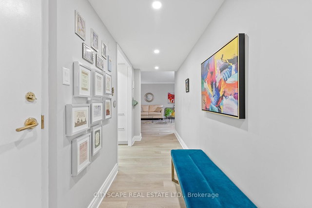 202 - 2045 Lake Shore Boulevard W