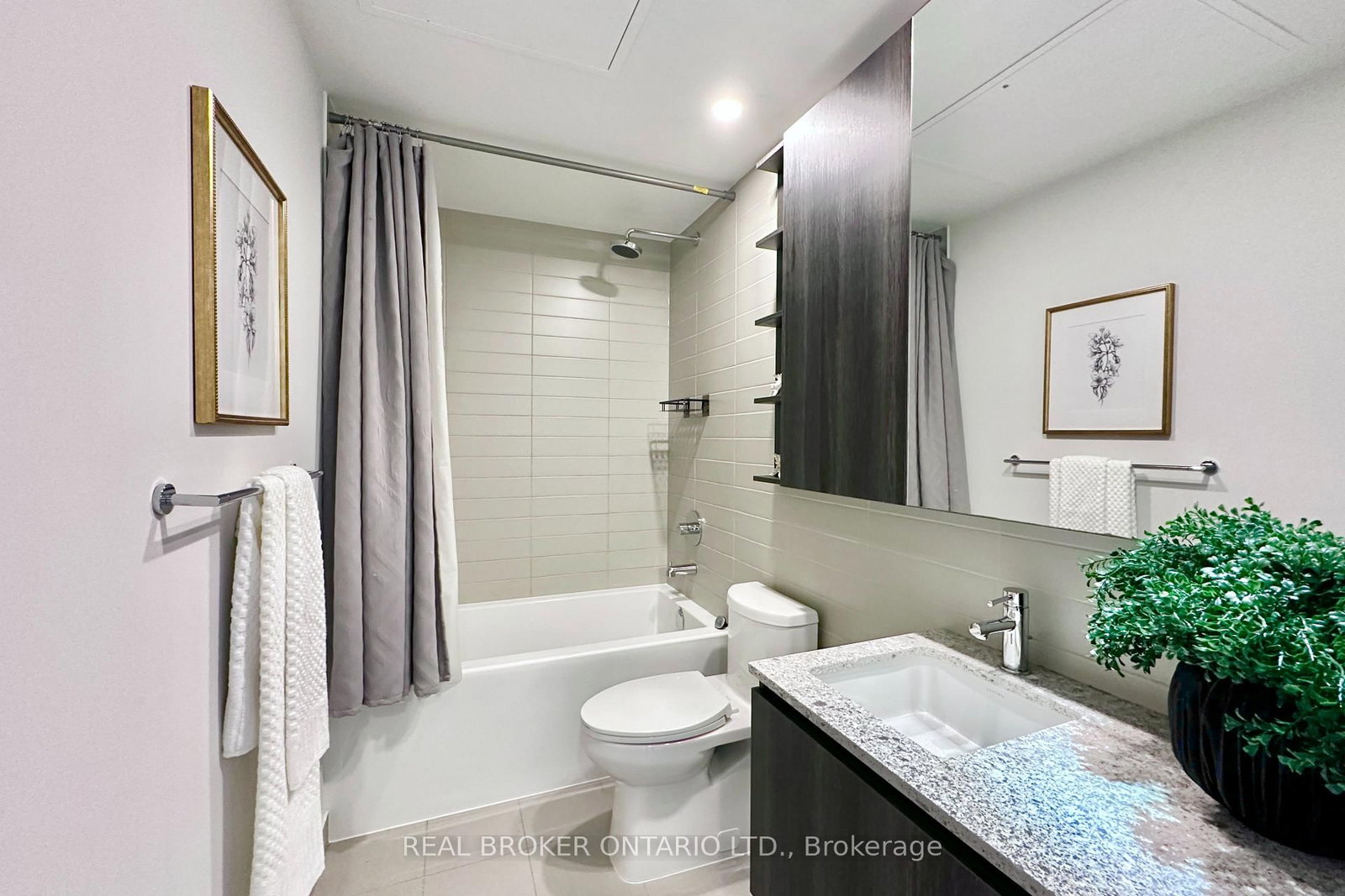 21 Park Street E, Unit 518 - Photo 18